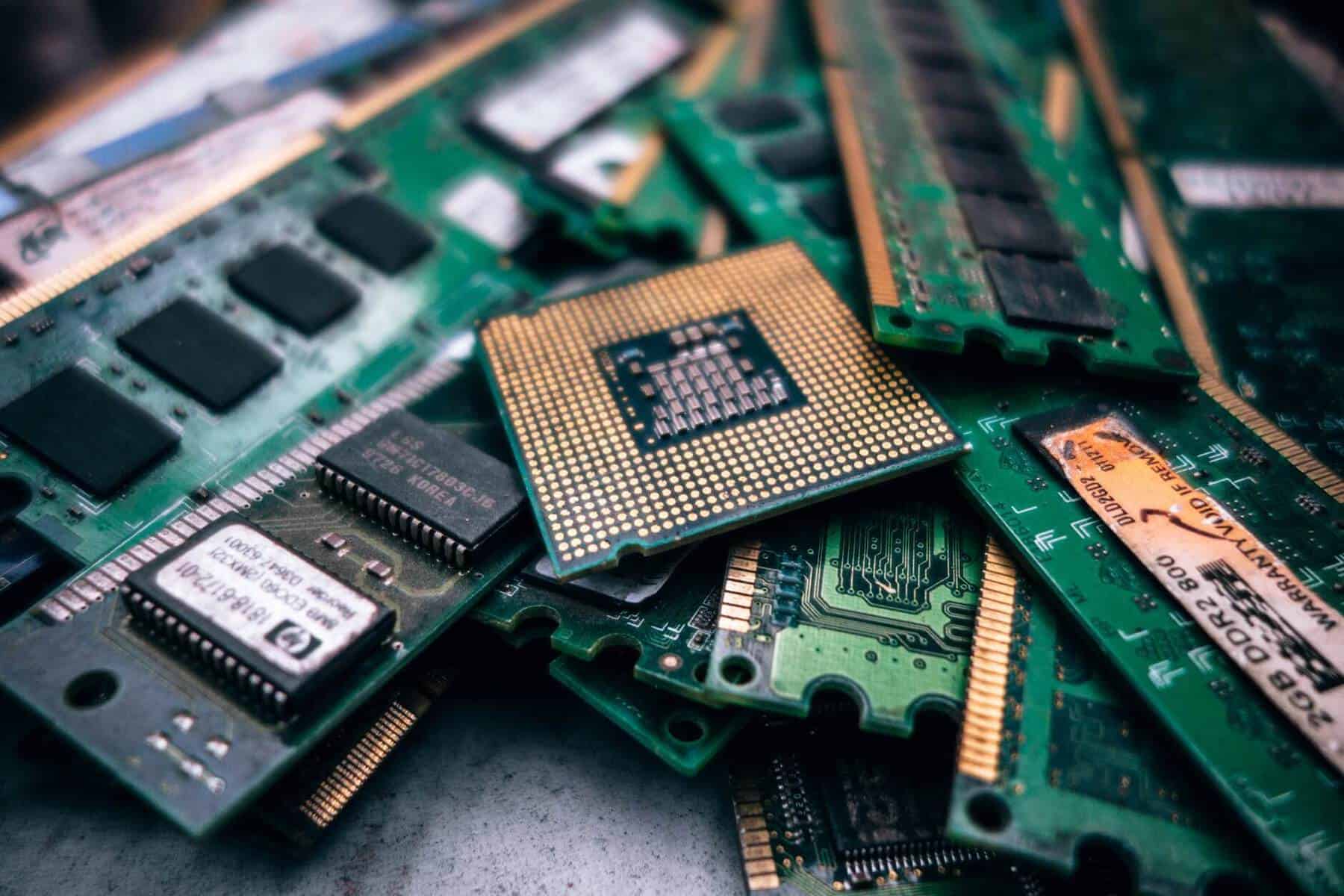 Computer hardware recycling service