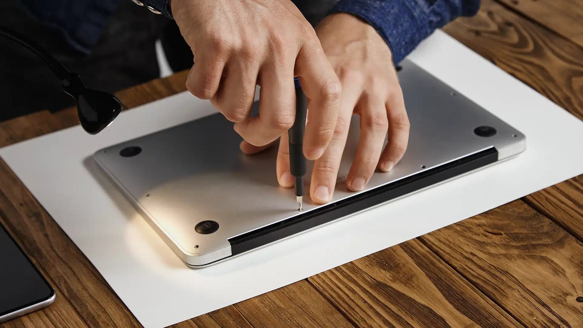 Macbook battery replacement